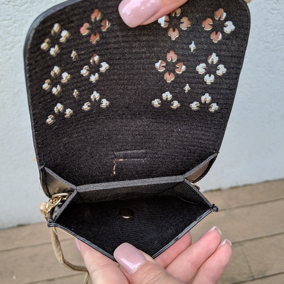 Tapestry tan crossbody bag - Picture 4 of 4